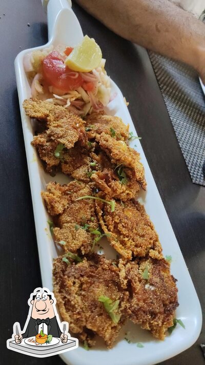 Food at Fish Town