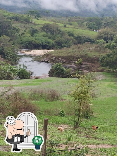 Veja a área externa do Camping e Restaurante Geraldo Dodora