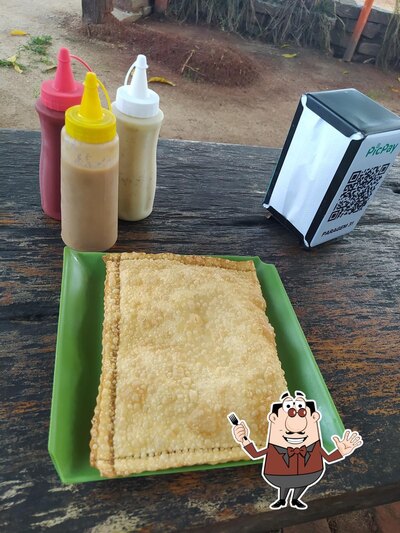 Comida em Paragem 31 - Pastel e Caldo de Cana