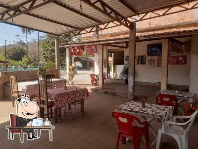 Veja imagens do interior do Bar Cellos