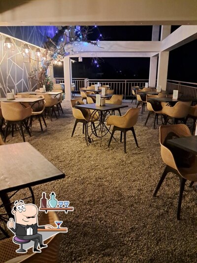 The interior of Aam's Courtyard
