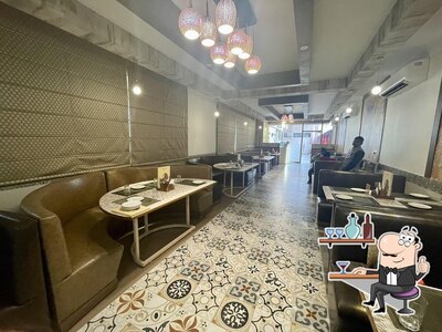 Check out how Saffron&Spice looks inside