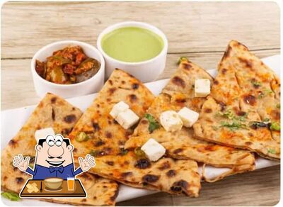 Food at Paratha Crown