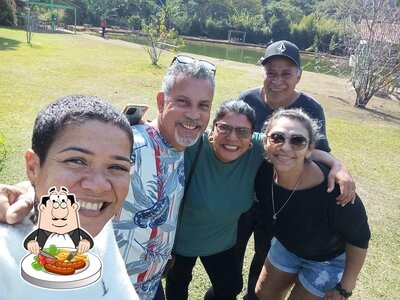 Comida em Pesqueiro do Jadir