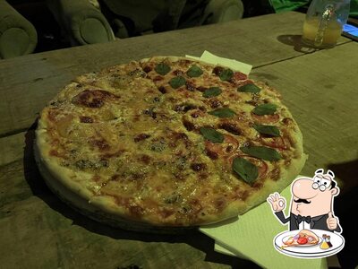 No Bar na Árvore, você pode provar pizza