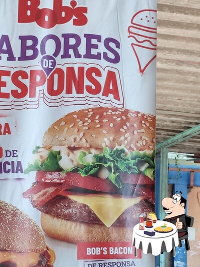 Bob's Burger - Ferry Boat Itaparica serve uma escolha de opções para os amantes dos hambúrgueres