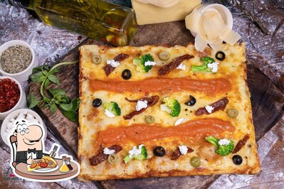 Get various kinds of pizza