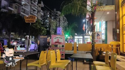 The interior of Wafflicious