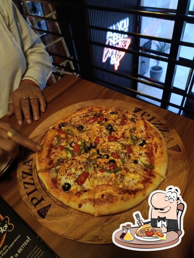 Order pizza at PizzaWorks