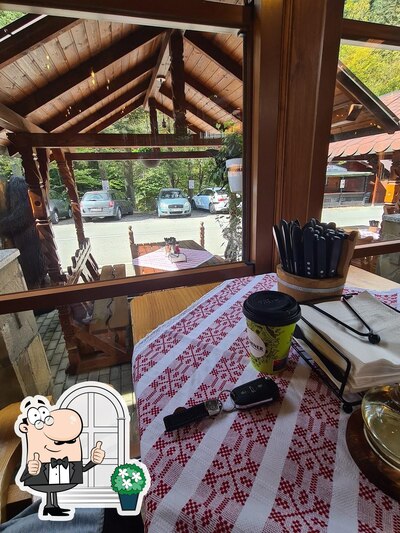 L'extérieur de Restaurant Taverna Slănicului