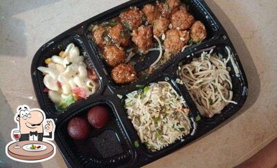 Food at Pizza Buffet