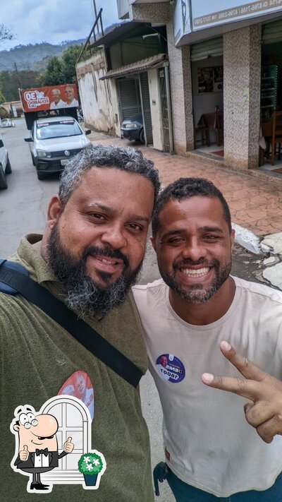 Veja imagens do exterior do Restaurante Mineira