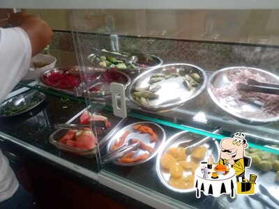 Comida em Restaurante Sabores Caseiros