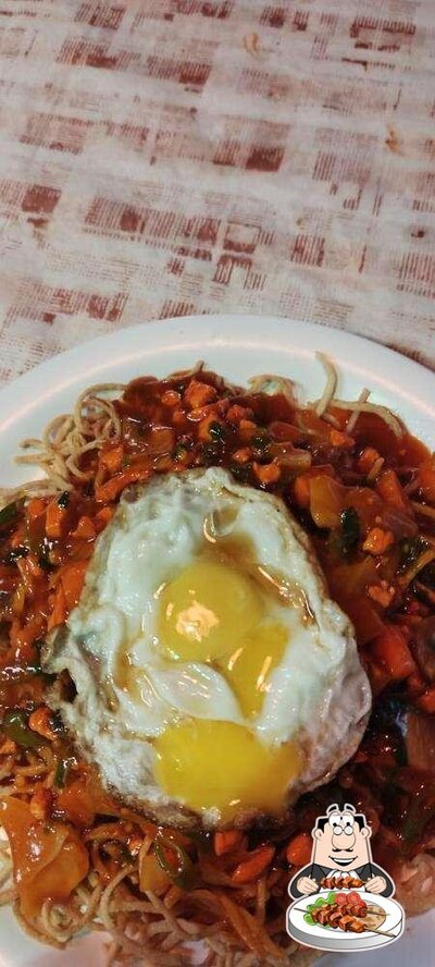 Food at LUCKY TENZING