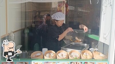 Siediti a un tavolo di Nest - Handmade Chinese Dumpling
