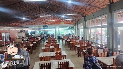 O interior do Restaurante Alvorada
