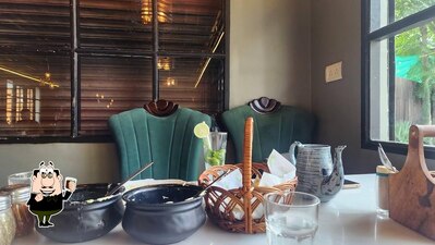 Order various drinks served at Stream Restaurant Best Restaurant On Dal Lake INDIAN AND AUTHENTIC KASHMIRI WAZWAN