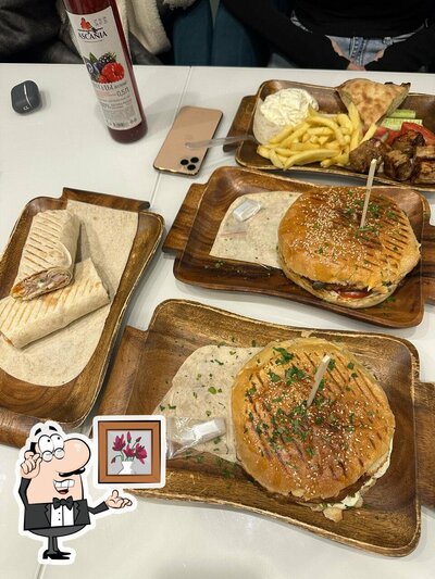 Découvrez l'intérieur de Shaurma Shashlik.ru