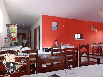 Veja imagens do interior do Restaurante Tempero da Dora