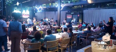 O interior do Bar 44