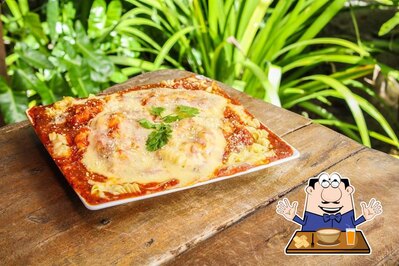 Comida em Restaurante Tropicali
