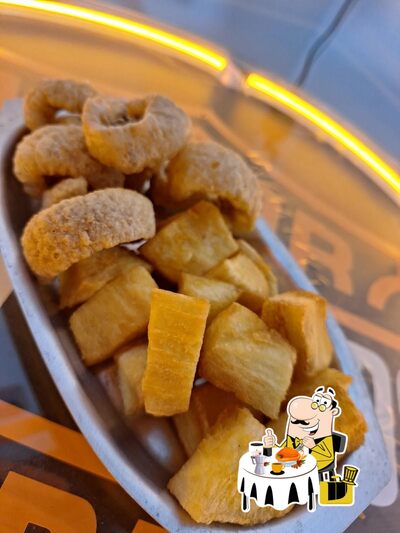 Platos en Pit Stop Canastra [monumento rota biker 17]