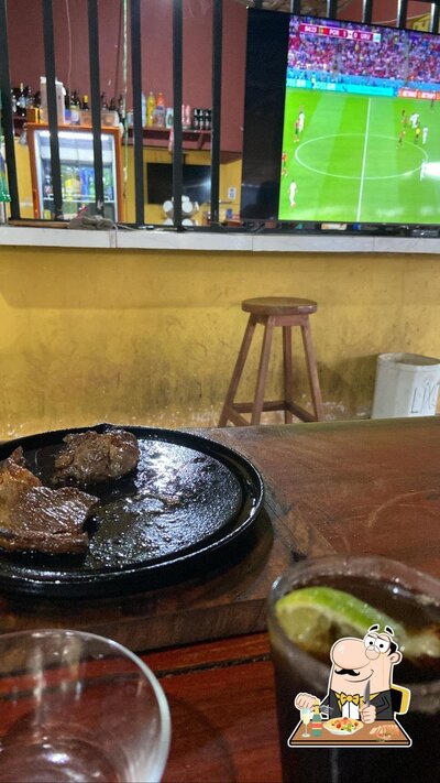 Comida em Restaurante Trindade