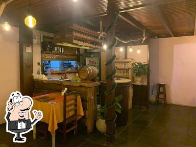 Veja imagens do interior do Pizzaria Esquina da Pizza
