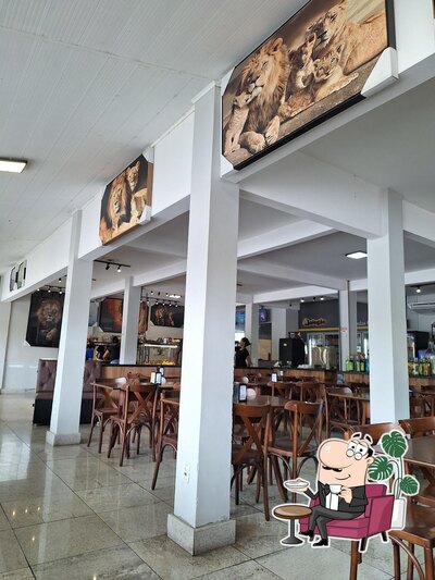O interior do Galegão Churrascaria e Lanchonete