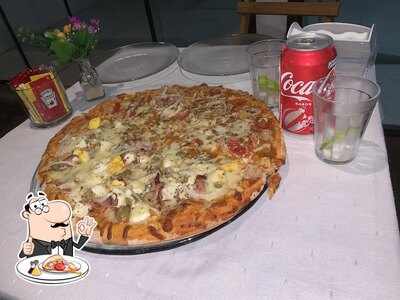 Escolha pizza no Solar Pinheira - Rodízio de Pizzas e Delivery