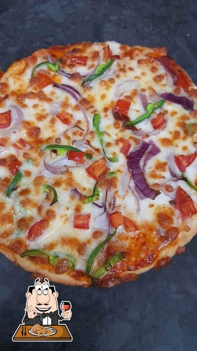 Try out pizza at DA MG Pizza