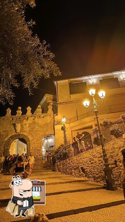 Guarda gli esterni di Agropoli
