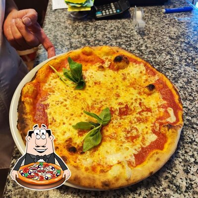 Scegli tra le svariate varianti di pizza