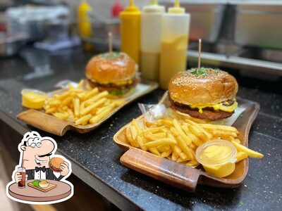 Shaurma Shashlik.ru offre une variété d'options pour les amateurs d'hamburgers