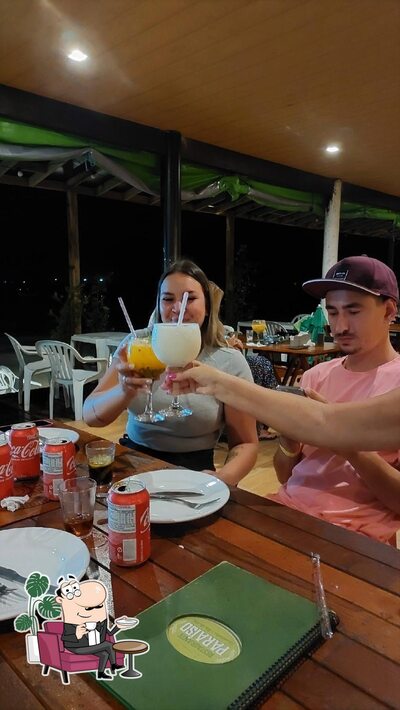 O interior do Restaurante e Lanchonete Paraíso