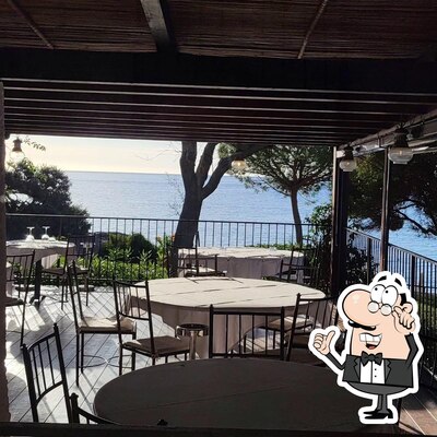 Dai un'occhiata agli interni di Is Morus Relais