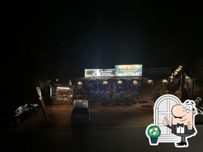 Check out the outside part of Fish Town
