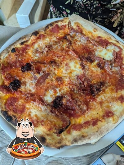 Ordina tra le molte varianti di pizza