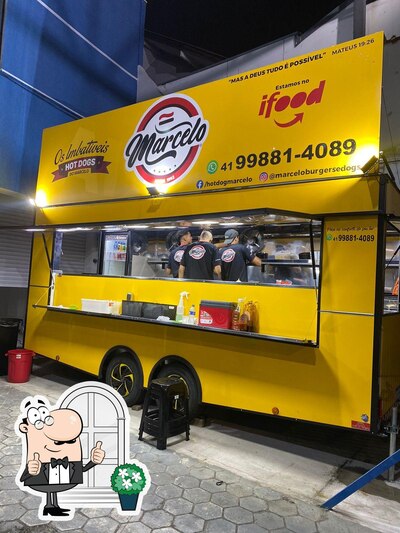O exterior do Marcelo Hot Dog - Araucaria