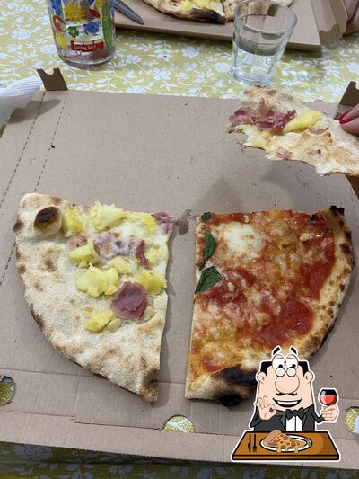 Ordina una pizza al ristorante Pizzerilli