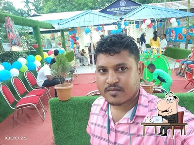 Check out how Kalgachia Food Planet looks inside