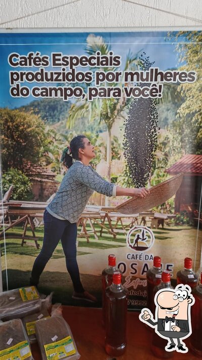 O interior do Café da Josane