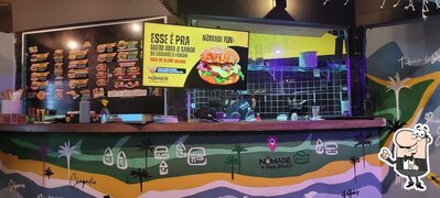 Veja imagens do interior do Nômade Burger House