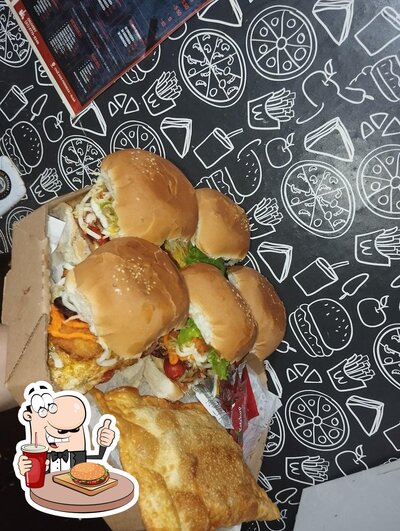 G.O.A.T BURGUER oferece uma variedade de opções para os amantes dos hambúrgueres