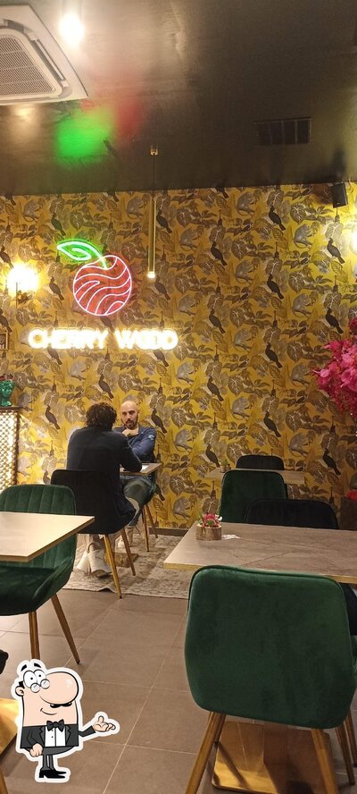 Dai un'occhiata agli interni di Cherry Wood - bottega prodotti artigianali e slow food del Lazio, Aperitivi, vini, cocktail