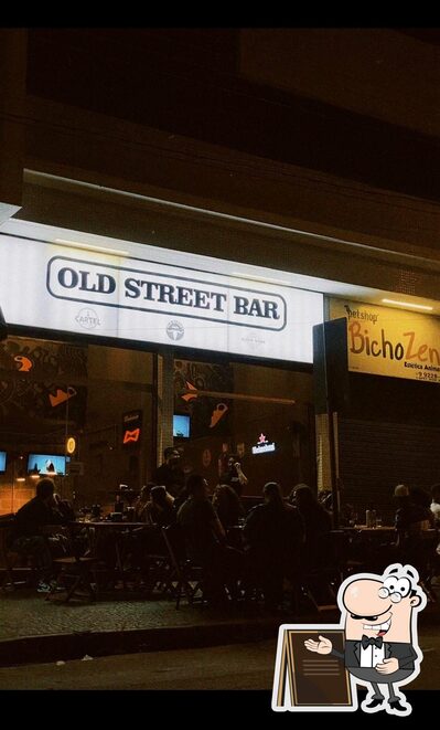 Descubra a parte externa do Old Street Bar e Tattoo