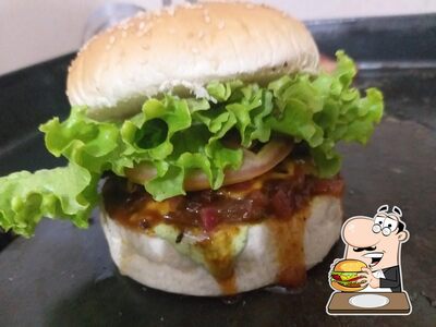 Experimente um hambúrguer no Pizzaria e Hambúrgueria K e G