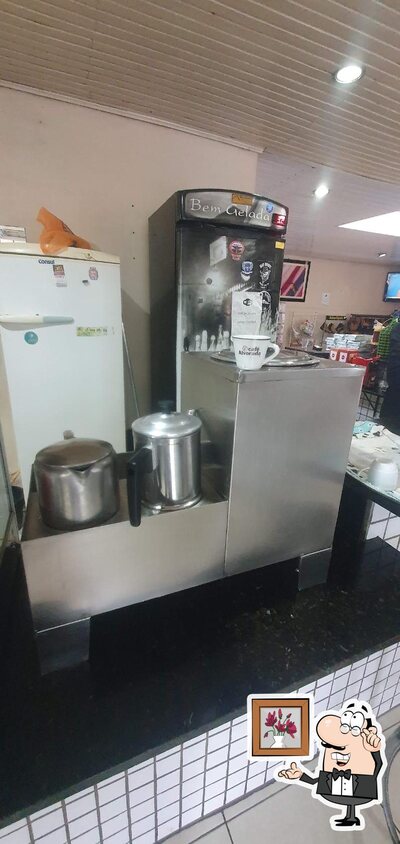 Veja imagens do interior do Lanchonete Pé da Serra