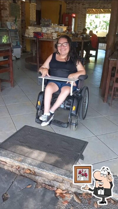 Sente em uma das mesas no Café Dodge