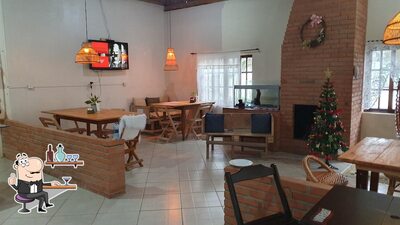 Veja imagens do interior do Cafe com flor